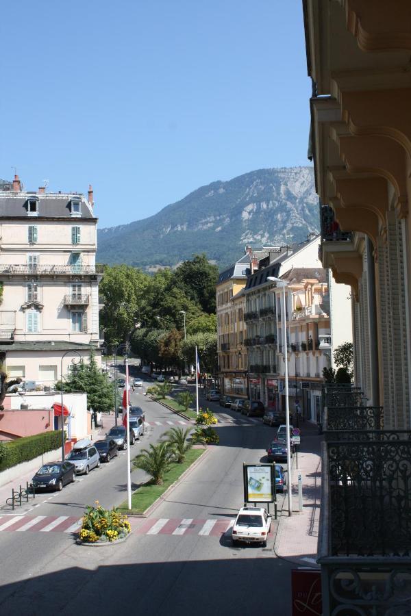 Hotel Savoy Aix-les-Bains Exterior photo